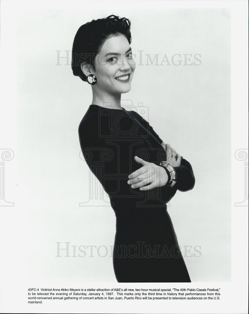 1997 Press Photo Violinist Anne Akiko Meyers The 40th Pabloe Casals Festival - Historic Images