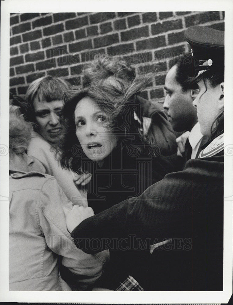 1985 Press Photo Marlo Thomas Actress Lost Honor Kathryn Beck Movie Film - Historic Images