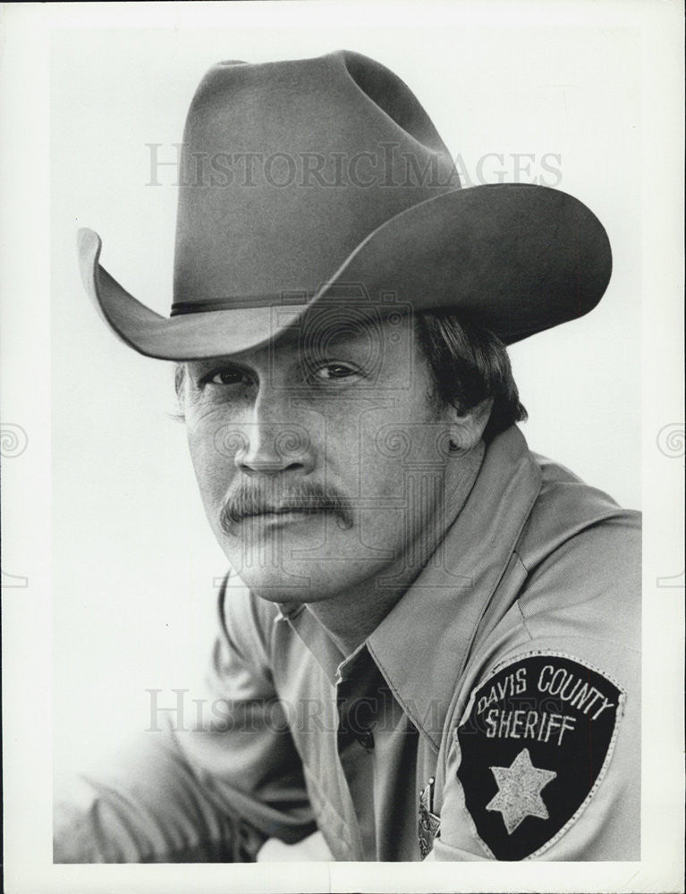 Press Photo Taylor Lacher Actor - Historic Images