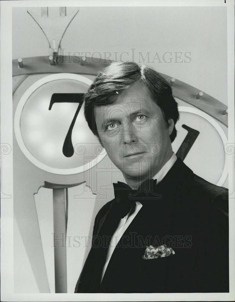 1978 Press Photo Edd Byrnes plays host on Sweepstakes - Historic Images