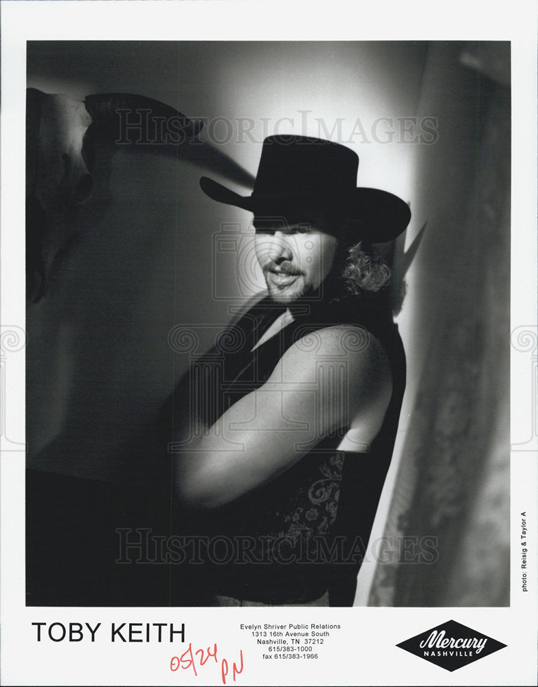 Press Photo Toby Keith Country Music Singer Songwriter Guitarist - Historic Images
