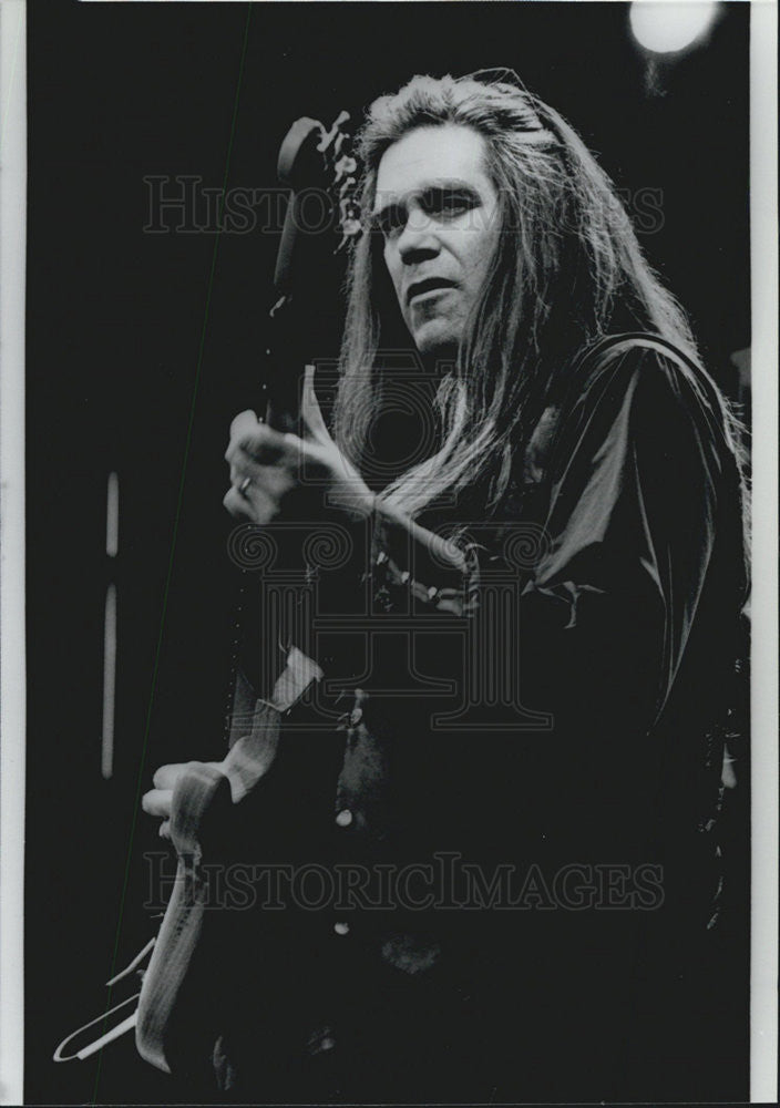 Press Photo Magic Stick Band Member Michael Katon Playing Guitar On Stage - Historic Images