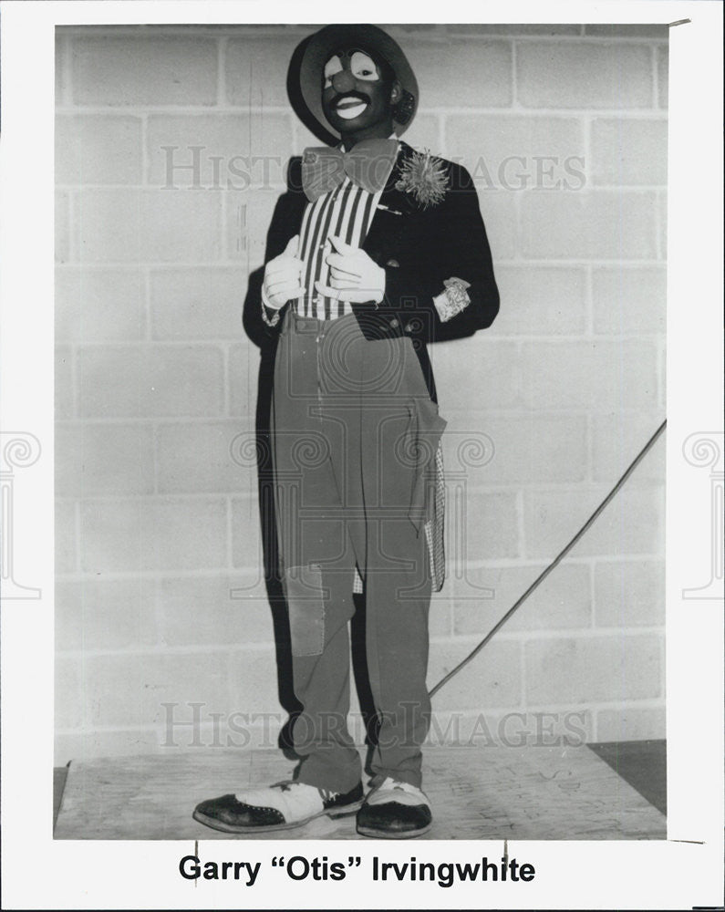 Press Photo Clown Garry &quot;Otis&quot; Irvingwhite - Historic Images