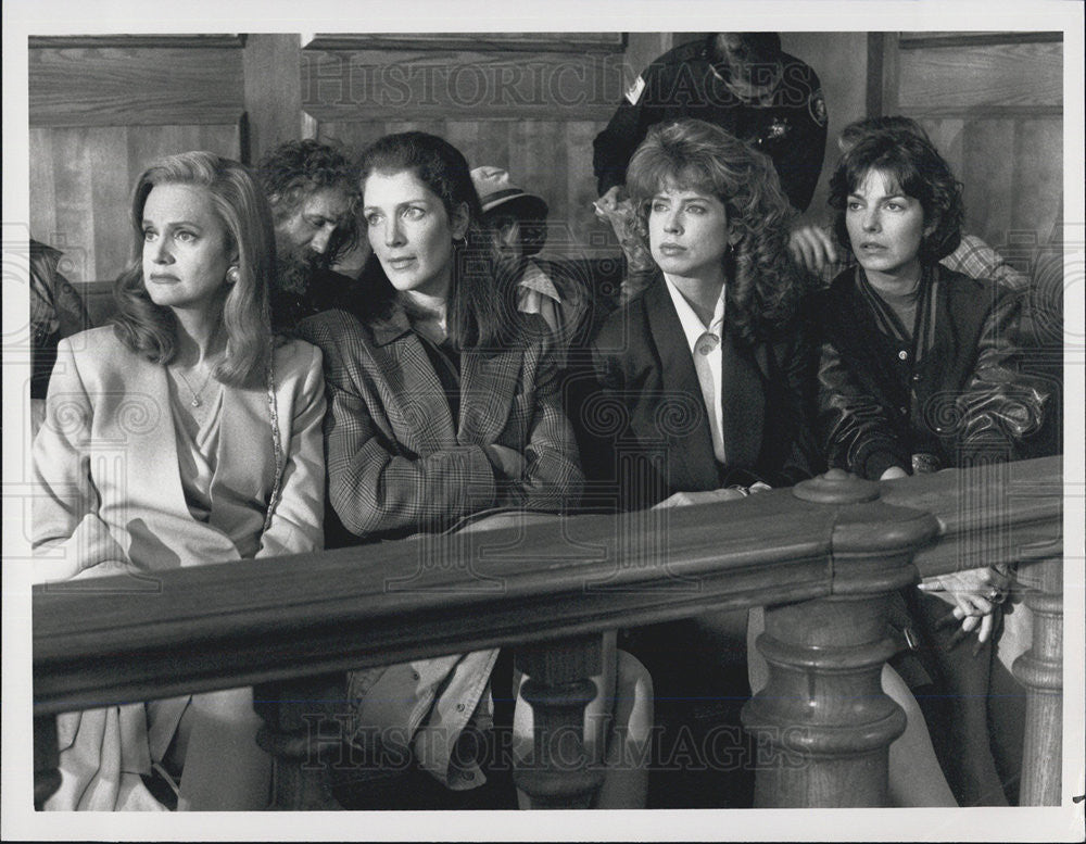 1991 Press Photo Actress Swoosie Kurtz, Patricia Kalember, Julianne Phillips - Historic Images