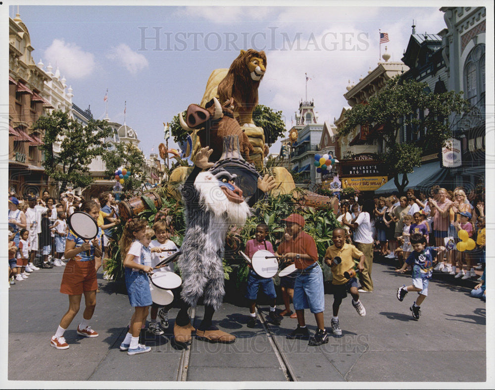 1996 Press Photo Walt Disney World Resort 25th Anniversary Parade/Florida - Historic Images