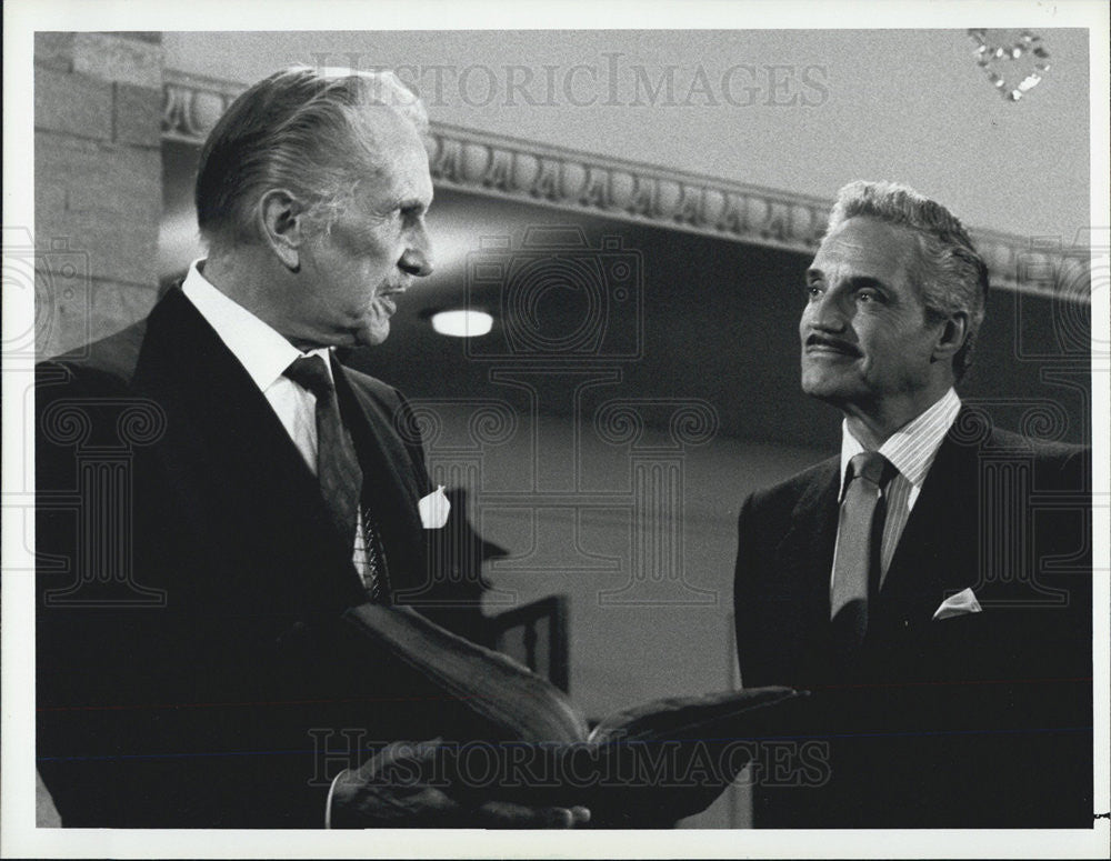 1986 Press Photo Vincent Price/Hal Linden/Actor - Historic Images