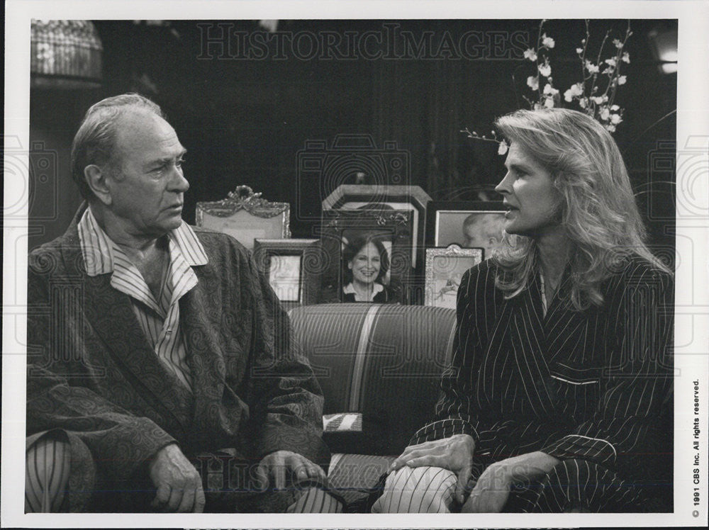 1991 Press Photo &quot;Murphy Brown&quot;TV series,with Candice and Bergen,Darren McGavin - Historic Images