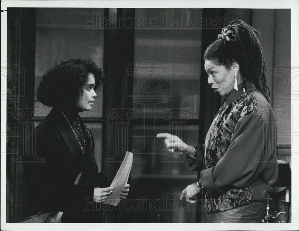 1986 Press Photo Actors Lisa Bonet And Rosalind Cash NBC TV The Cosby Show - Historic Images