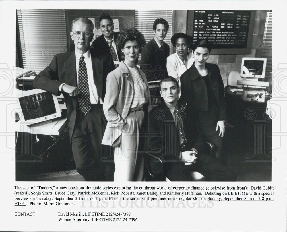 Press Photo The Cast of The Show Traders Starring David Cubitt,Sonja Smits - Historic Images