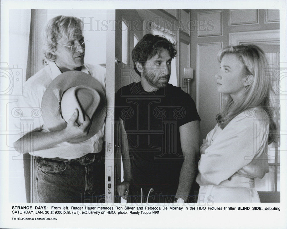 Press Photo Rutger Hauer Menaces Ron Silber &amp; Rebecca De Mornay In &quot;Blind Side&quot; - Historic Images