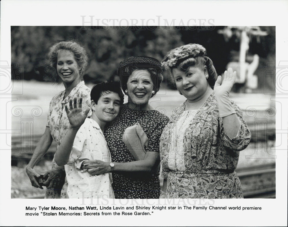 Press Photo scene from The Family Channel World premier. - Historic Images