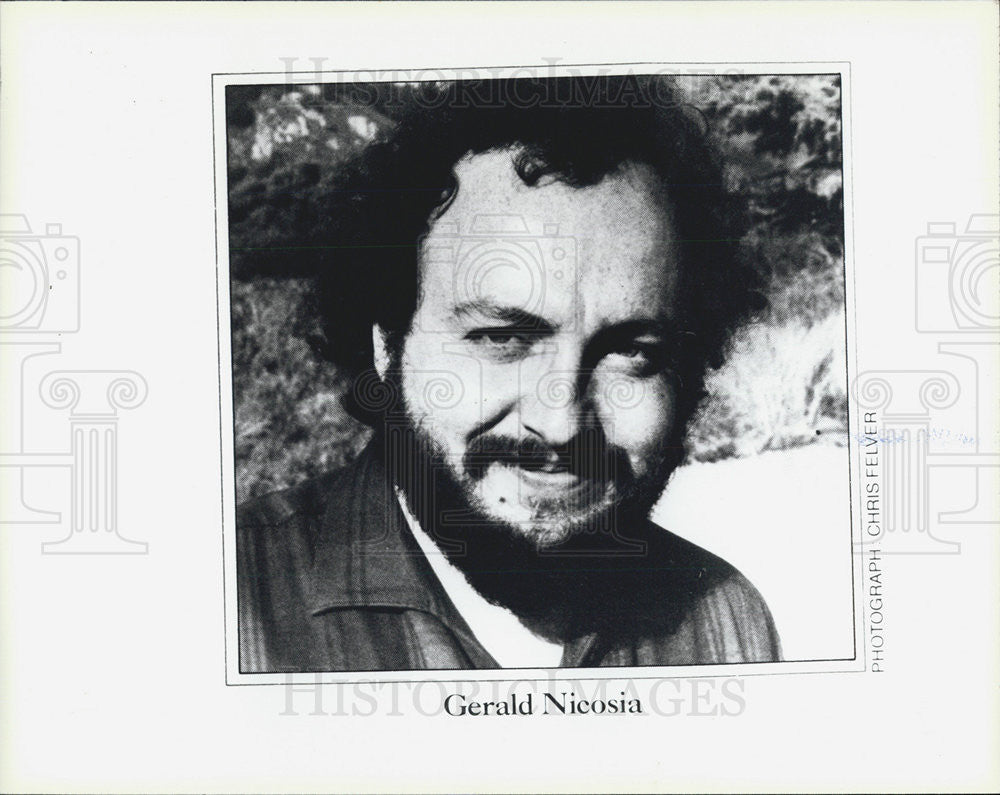 Press Photo Journalist and literary critic Gerald Nicosia - Historic Images