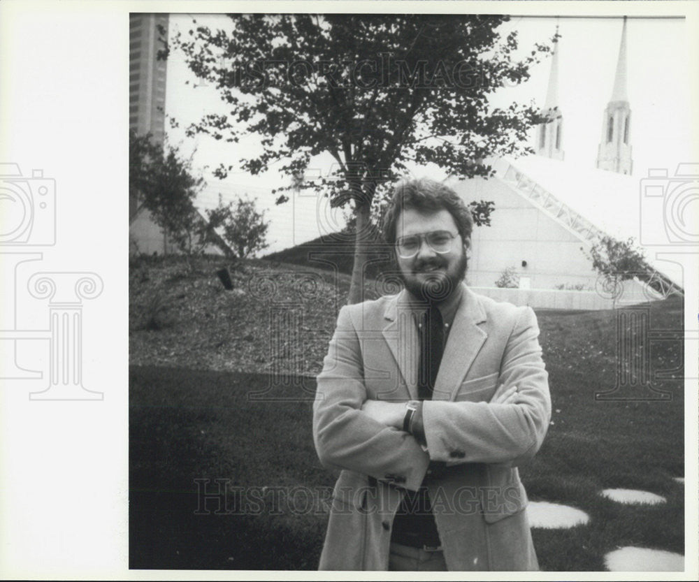 1986 Press Photo Author Dave Nichols - Historic Images