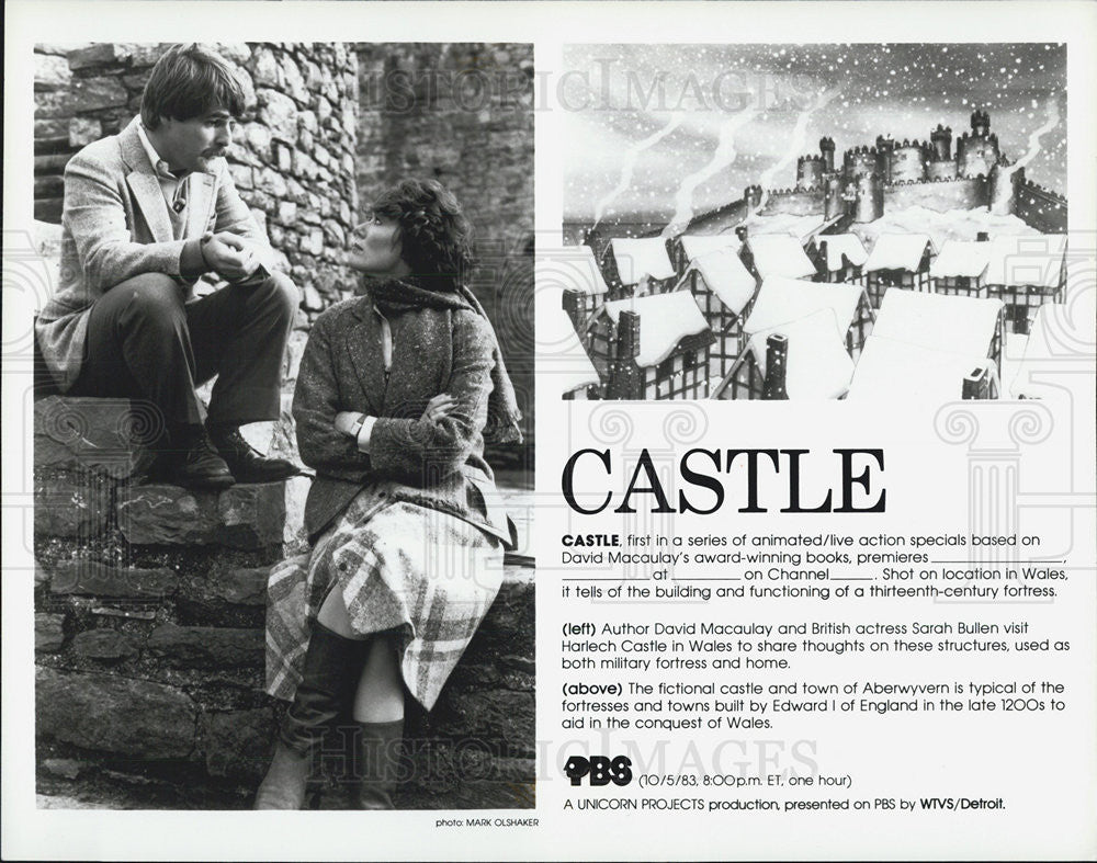 Press Photo Author David Macaulay at Harlech Castle for his book Castle - Historic Images