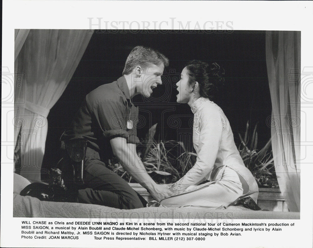 Press Photo Will Chase DeeDee Magno Scene from Miss Saigon Cameron Mackintosh - Historic Images