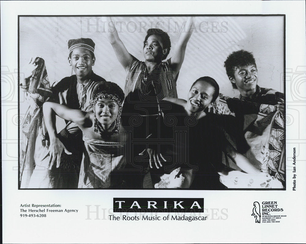 Press Photo Music group TARIKA - Historic Images