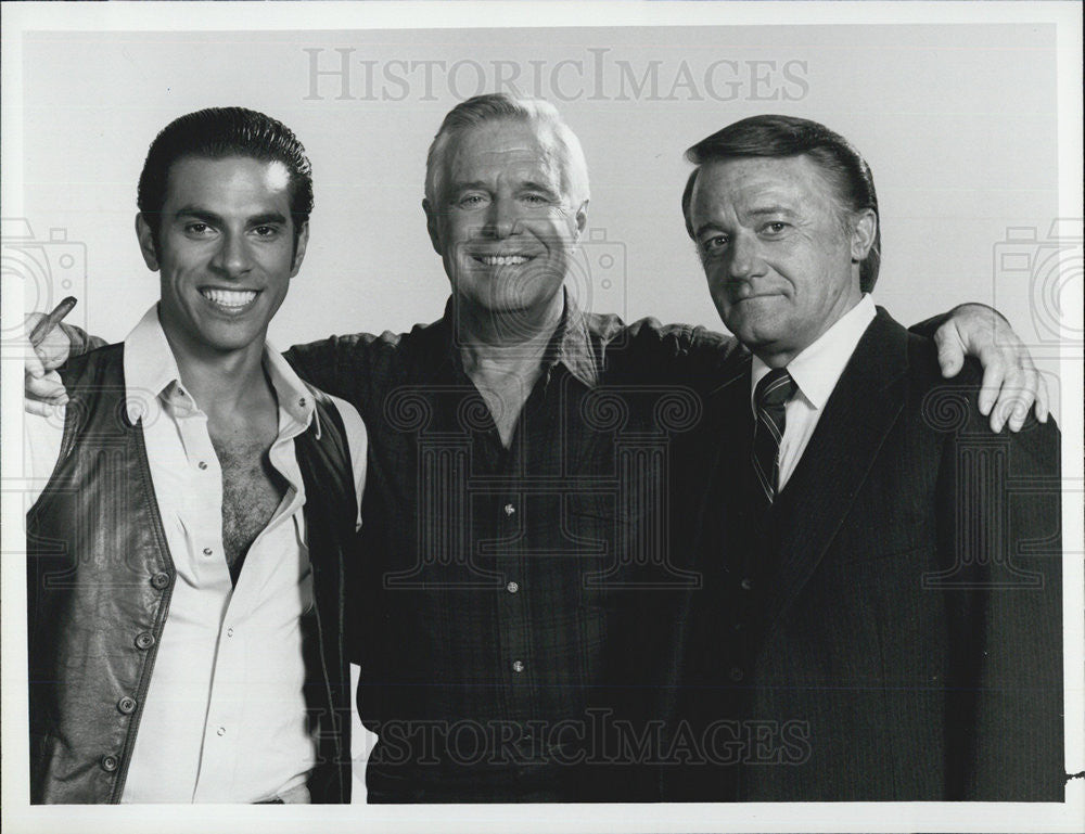 1986 Press Photo Eddie Velez Robert Vaughn George Peppard Actors A-Team - Historic Images