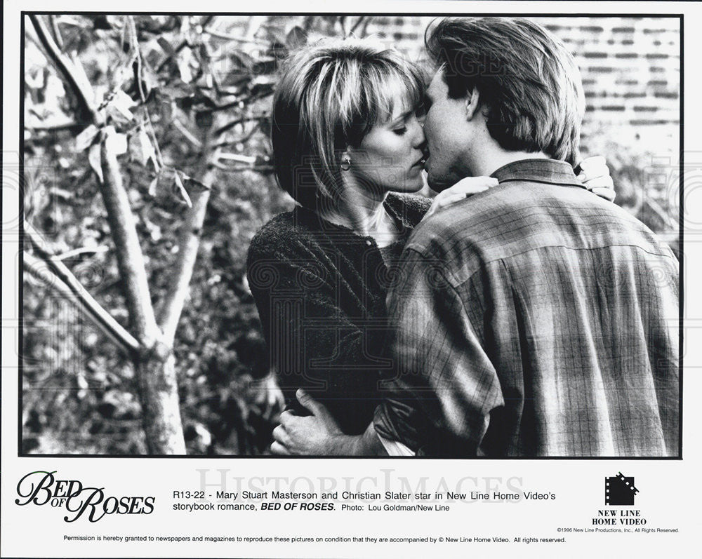 Press Photo Christian Slater &amp; Mary Steward Masterson in &quot;Bed of Roses.&quot; - Historic Images