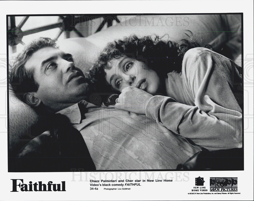 1996 Press Photo Cher and Chazz Palminteri in &quot;Faithful&quot; - Historic Images