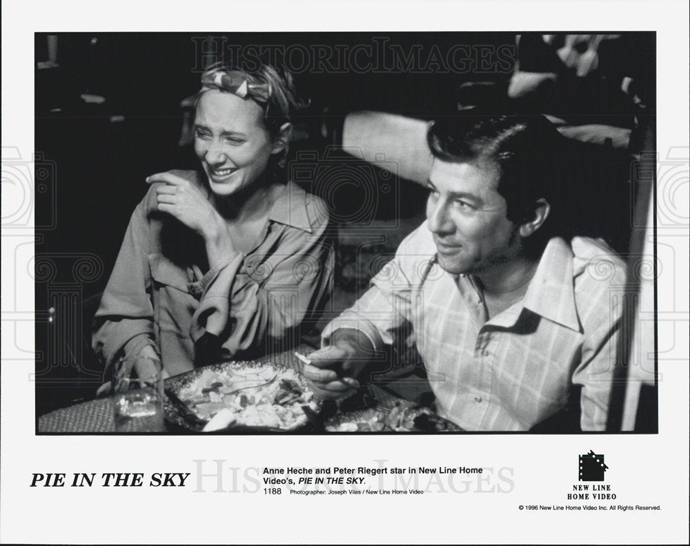 1996 Press Photo Anne Heche &amp; Peter Riegert in &quot;Pie In The Sky.&quot; - Historic Images