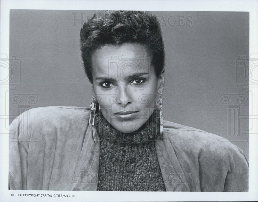 1986 Press Photo Actress Shari Belafonte-Harper - Historic Images