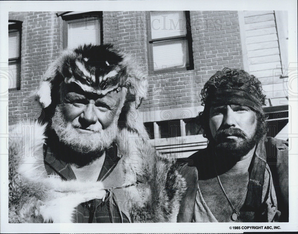 1985 Press Photo Actor Brian Keith and Daniel Hugh-Kelly - Historic Images