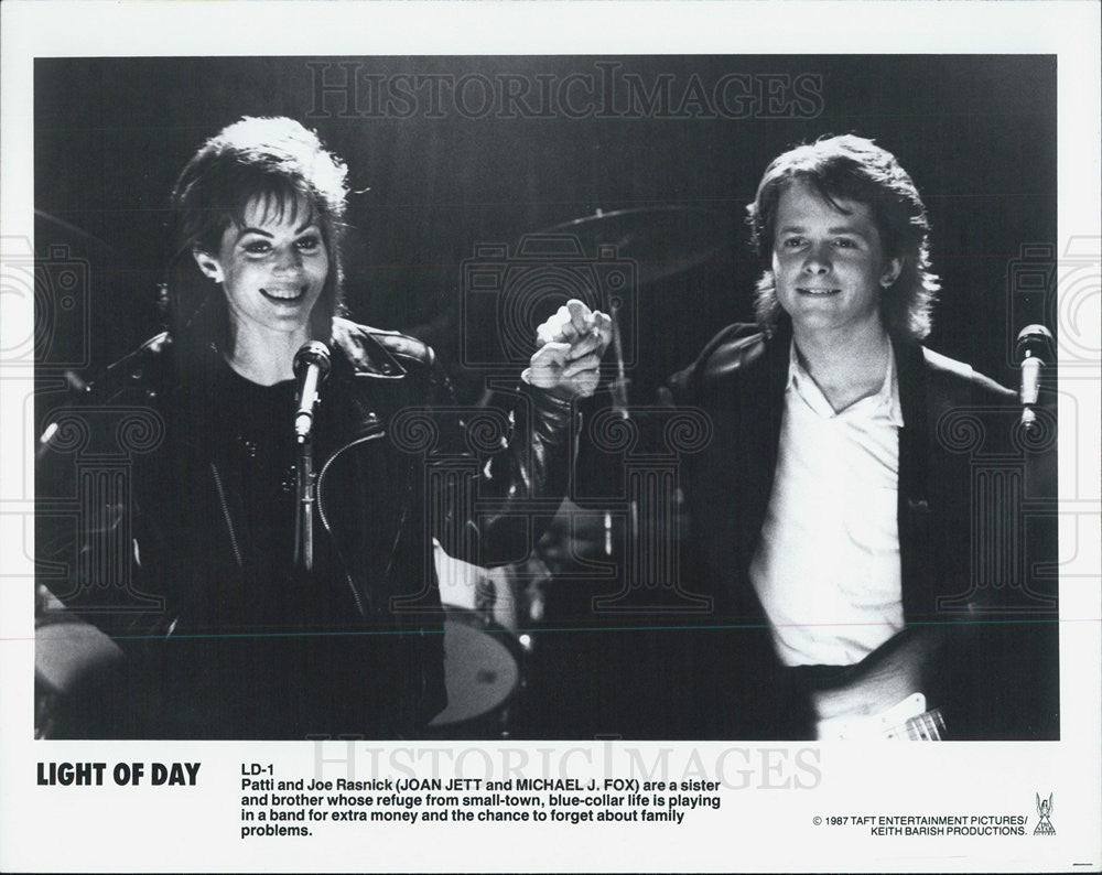 1987 Press Photo Joan Jett, Michael J Fox, Light of Day - Historic Images