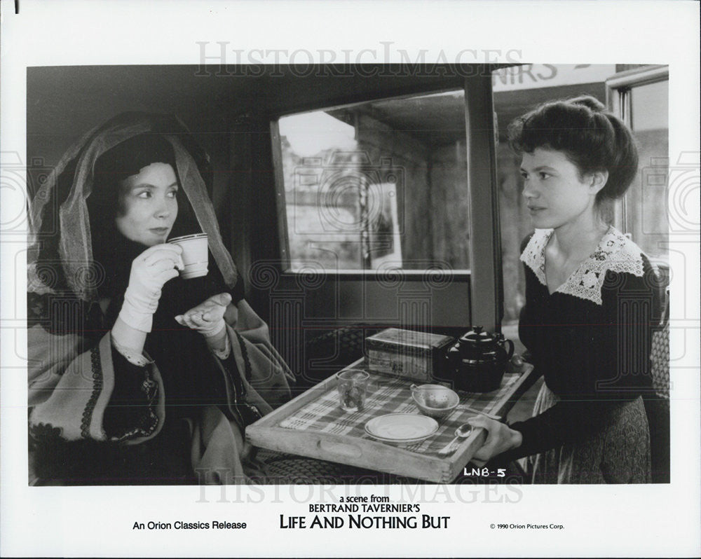 1990 Press Photo Sabine Azema, Pascale Vignal, Life and Nothing But - Historic Images