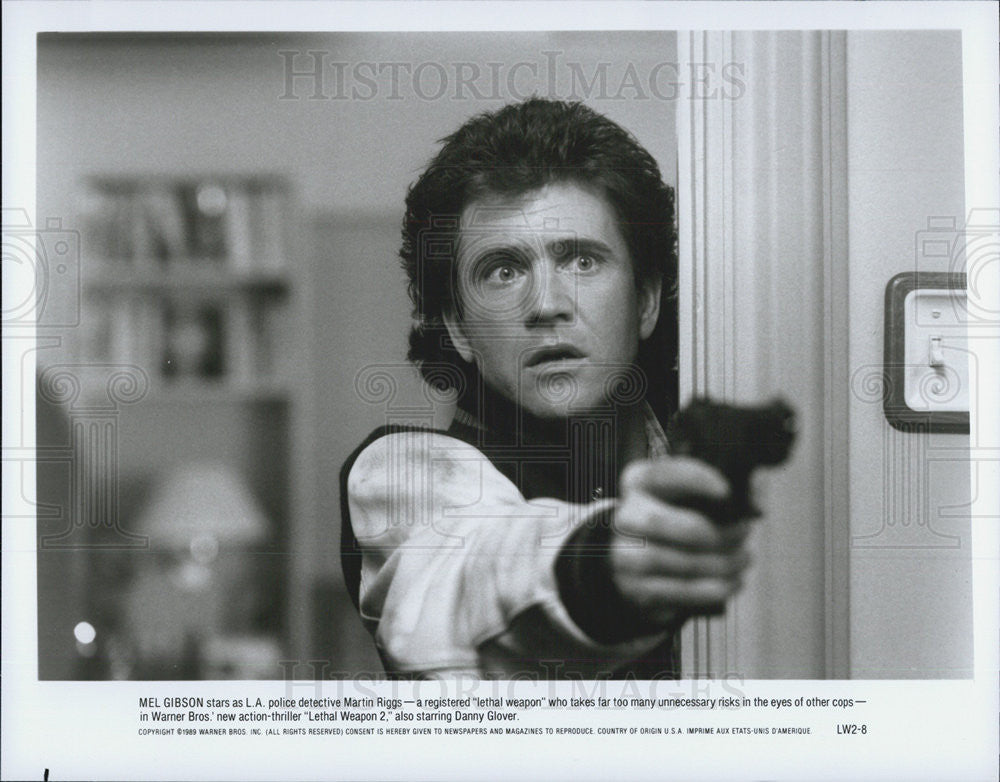 1989 Press Photo Actor Mel Gibson in a Scene on Lethal Weapon 2 - Historic Images