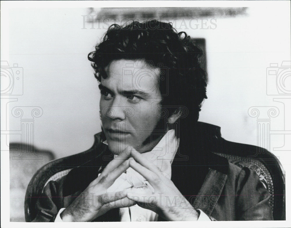 1989 Press Photo Close Up Of Timothy Hutton As Dimitri In &quot;Torrents Of Spring&quot; - Historic Images