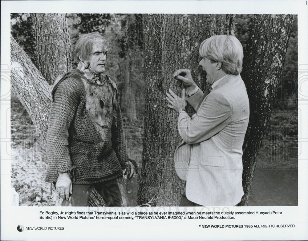 1985 Press Photo Ed Begley Jr. Actor Petar Buntic Transylvania 6-5000 Movie Film - Historic Images