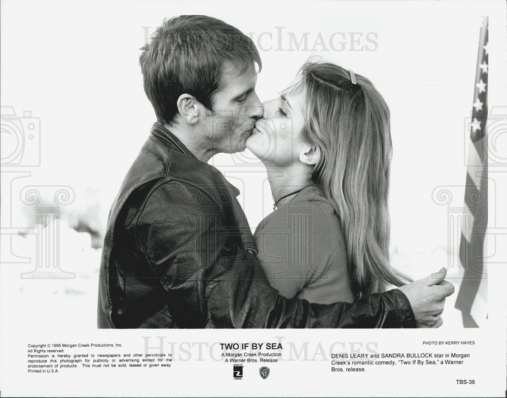 1996 Press Photo Sandra Bullock and Dennis Leary,actors in Two If By Sea - Historic Images