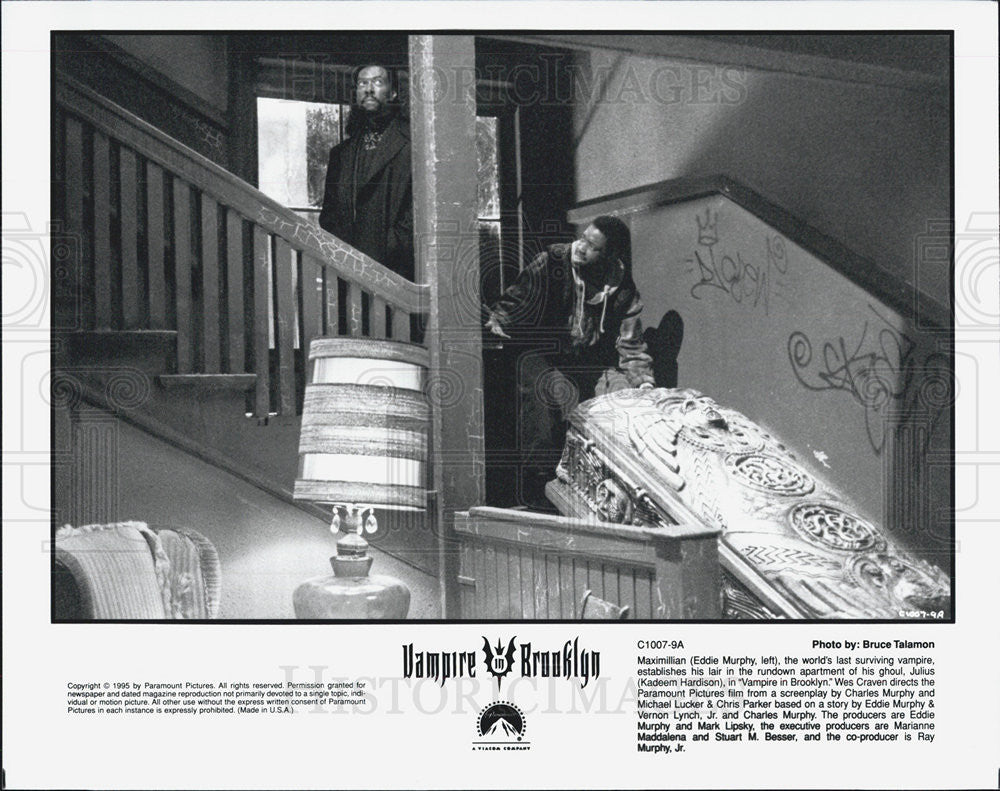 1995 Press Photo Eddie Murphy Murphy in &quot;Vampire Brooklyn.&quot; - Historic Images