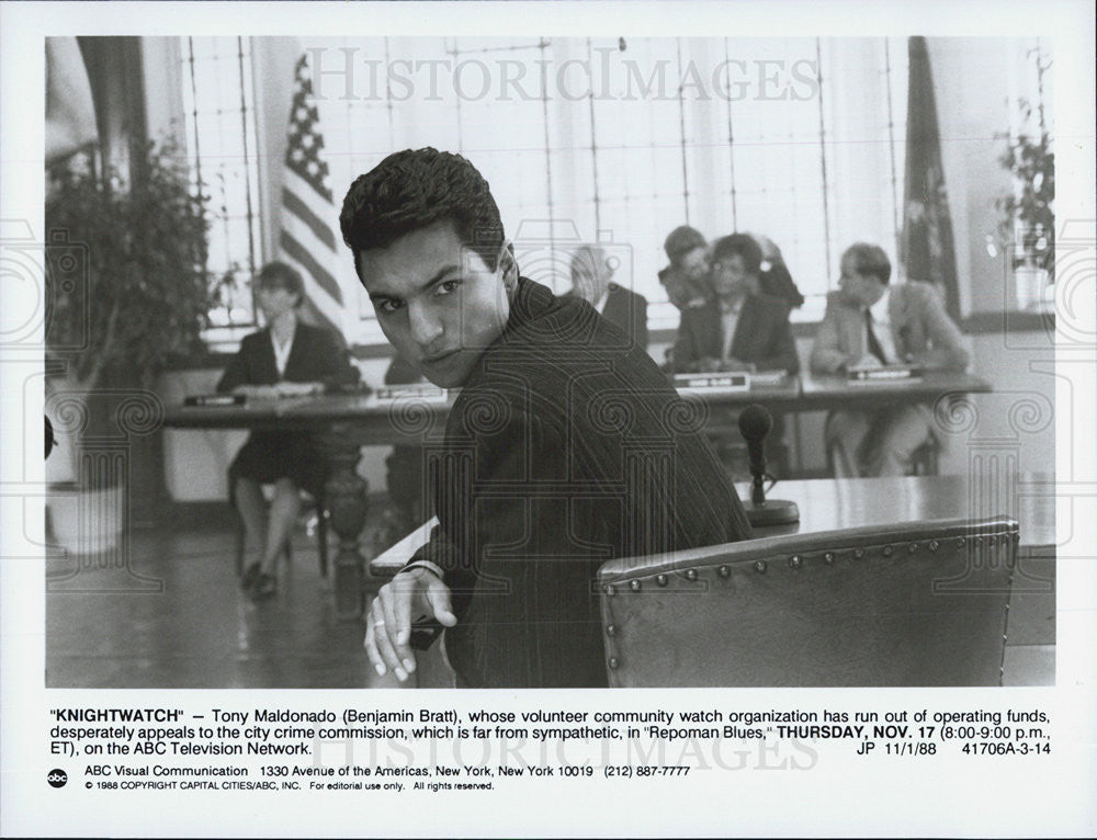 1988 Press Photo Actor Tony Mercado stars in &quot;KnightWatch&quot;. ABC TV series. - Historic Images