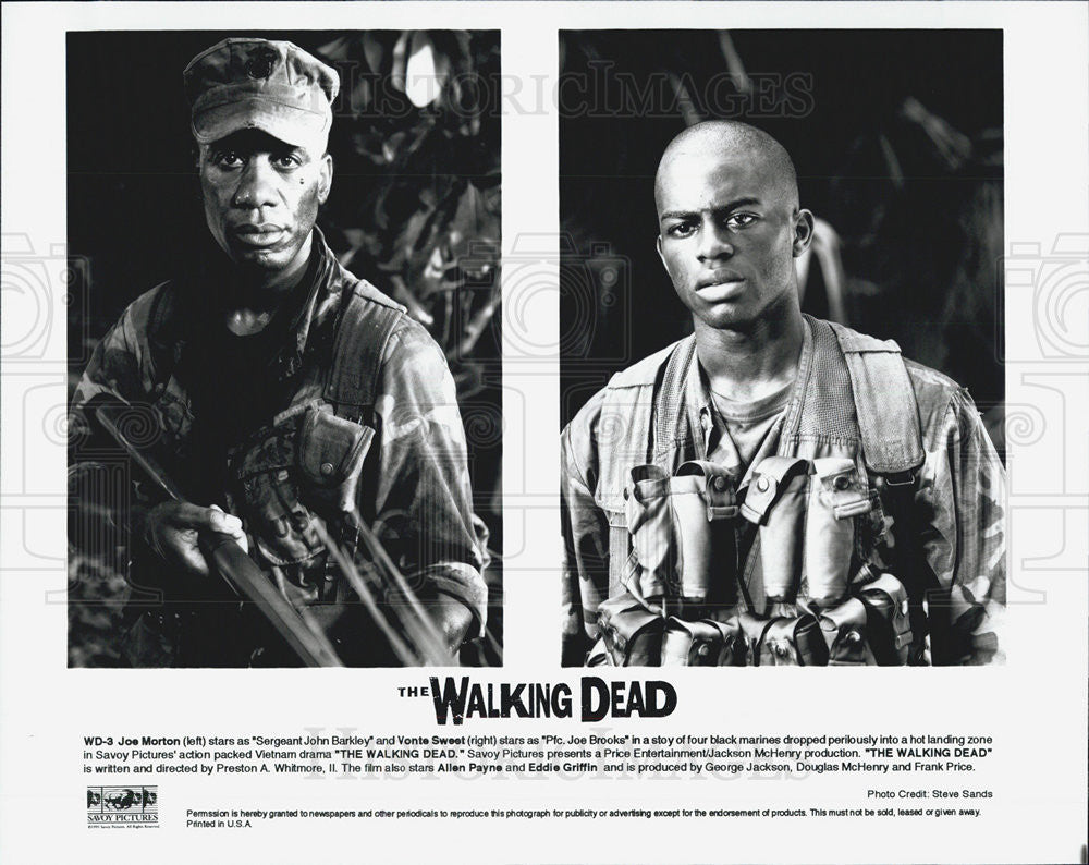 Press Photor  Joe Morton and Vonte Sweet in the movie The Walking dead - Historic Images