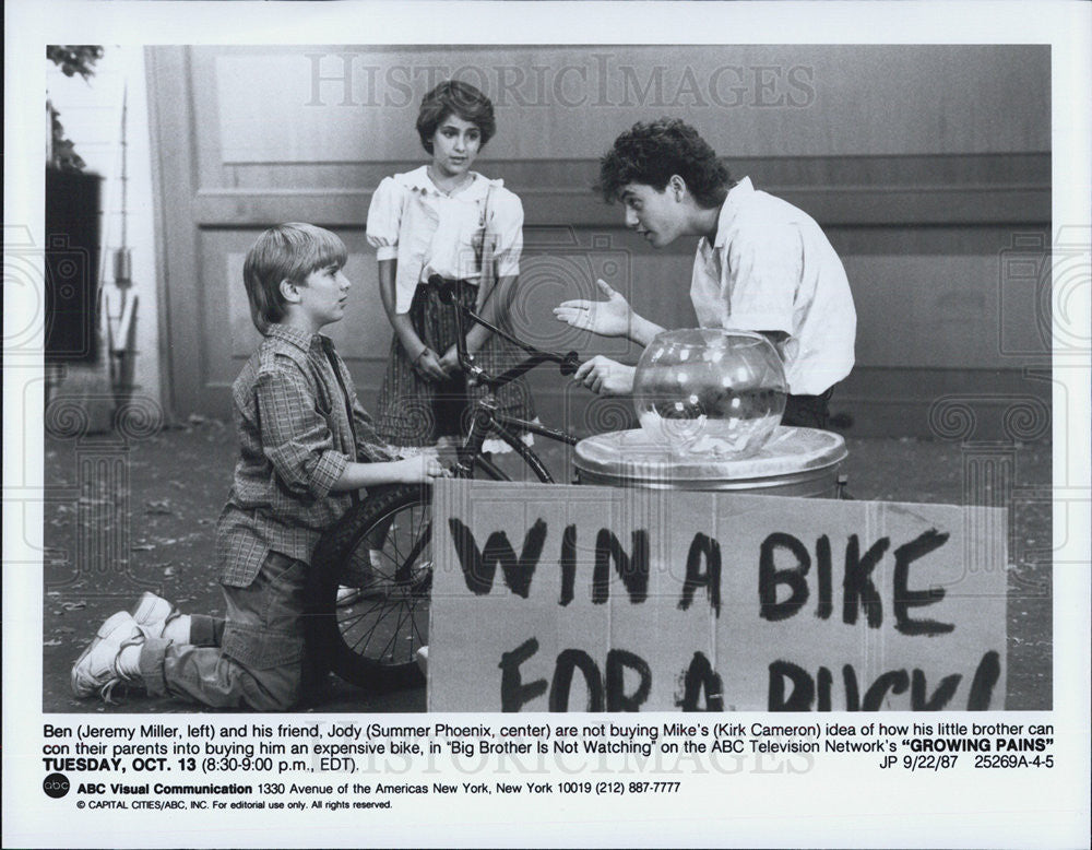 1987 Press Photo ABC &quot;Growing Pains&quot; Cast Actor Kirk Cameron Jeremy Miller TV - Historic Images