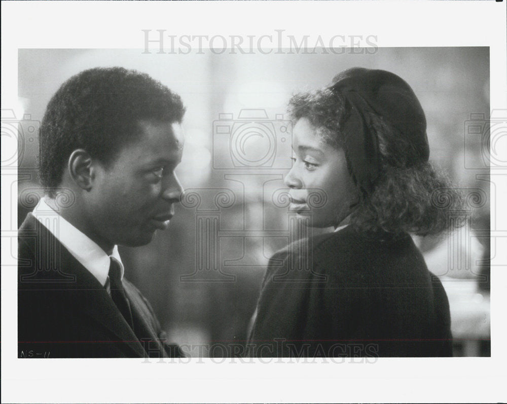 Press Photo Movie Still African-American Couple in Love Staring Intensely B&amp;W - Historic Images