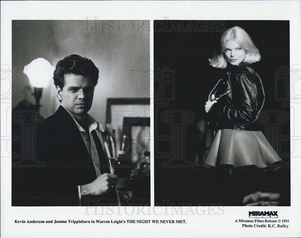 1993 Press Photo Kevin Anderson, Jeanne Tripplehorn in &quot;The Night We Never Met&quot; - Historic Images