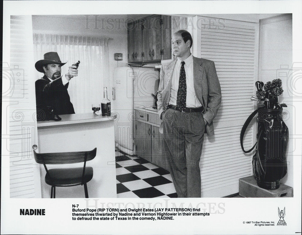 1987 Press Photo Rip Torn and Jay Patterson in &quot;Nadine&quot; - Historic Images