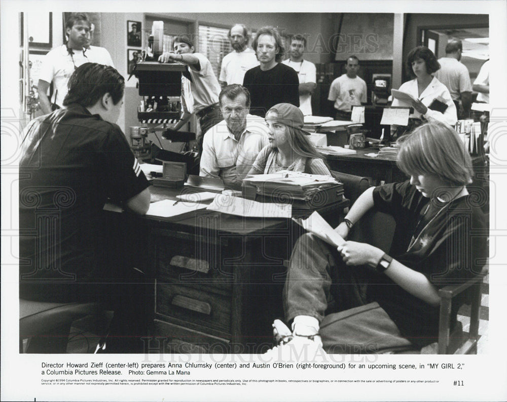 1994 Press Photo Director howard Zieff, Anna Chlumsky, Austin O&#39;Brien, My Girl 2 - Historic Images