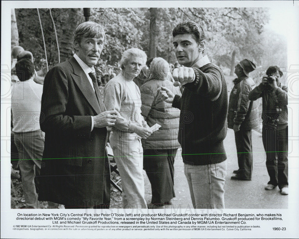 1992 Press Photo Peter O&#39;Toole, Producer Michael Gruskoff - Historic Images