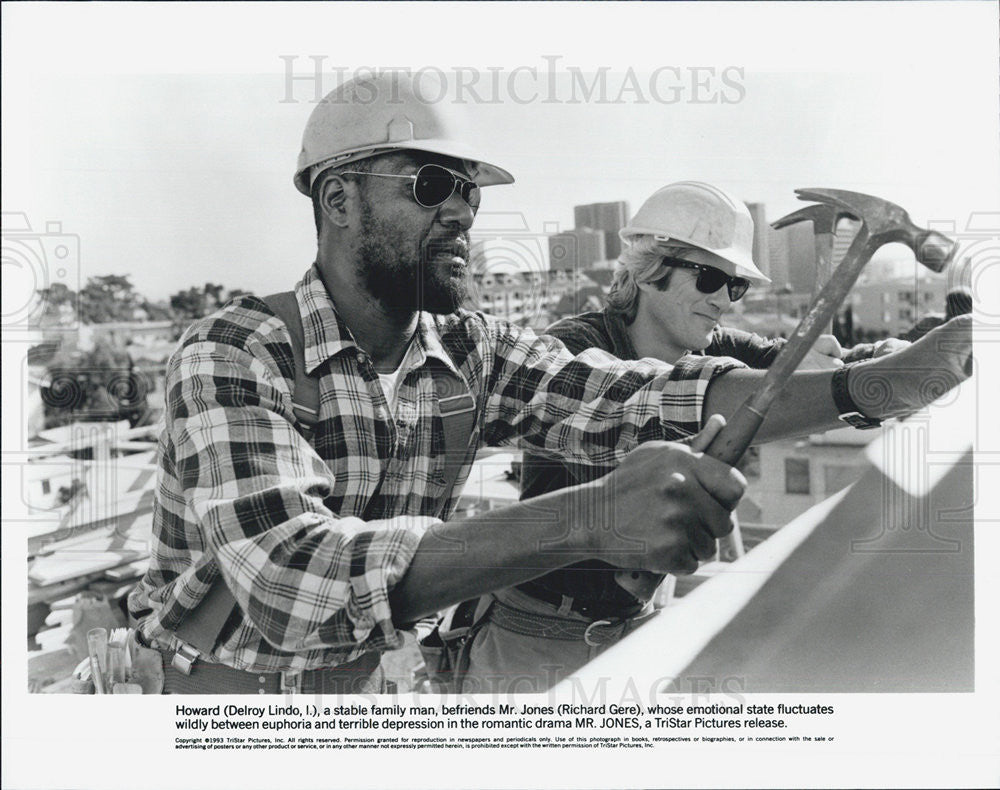 1993 Press Photo Delroy Lindo and Richard Gere in &quot;Mr. Jones&quot; - Historic Images