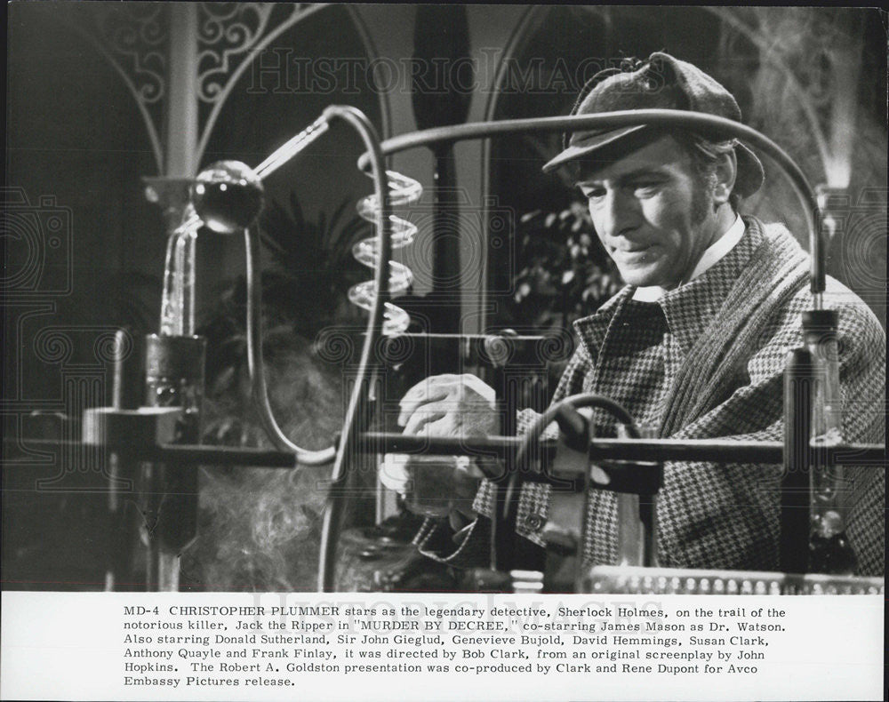 Press Photo Christopher Plummer in &quot;Murder By Decree&quot; - Historic Images