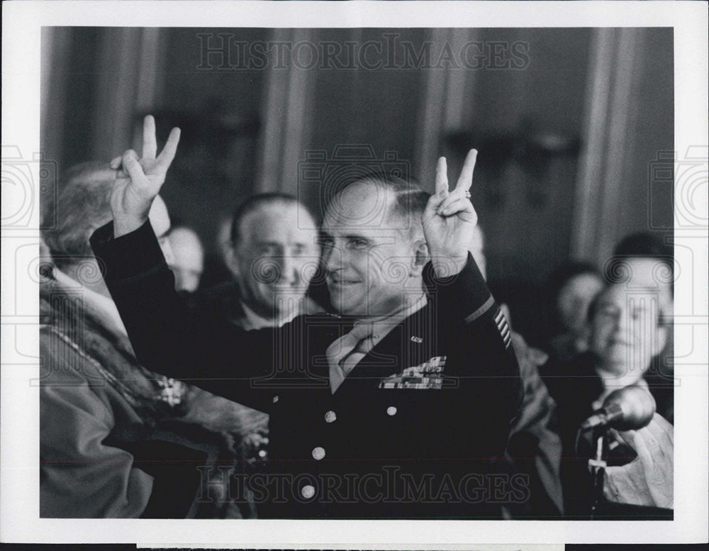 Press Photo Robert Duvall stars in &quot;Ike&quot; - Historic Images