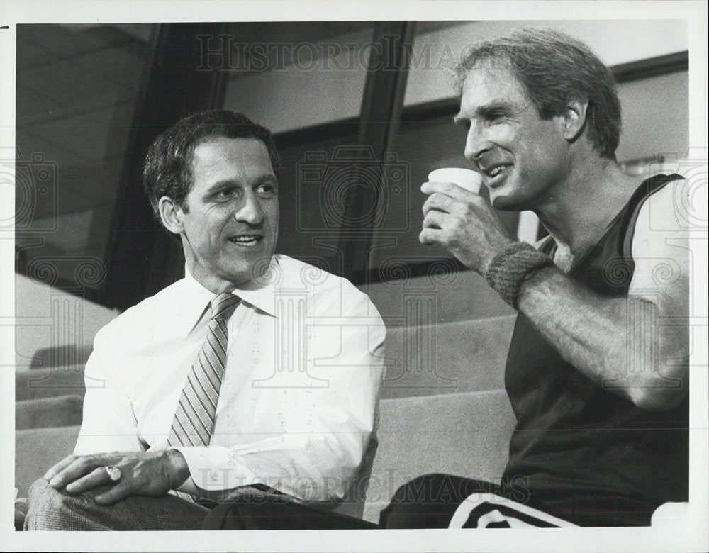 1982 Press Photo Daniel Travanti Actor Jon Cypher Hill Street Blues Drama Series - Historic Images