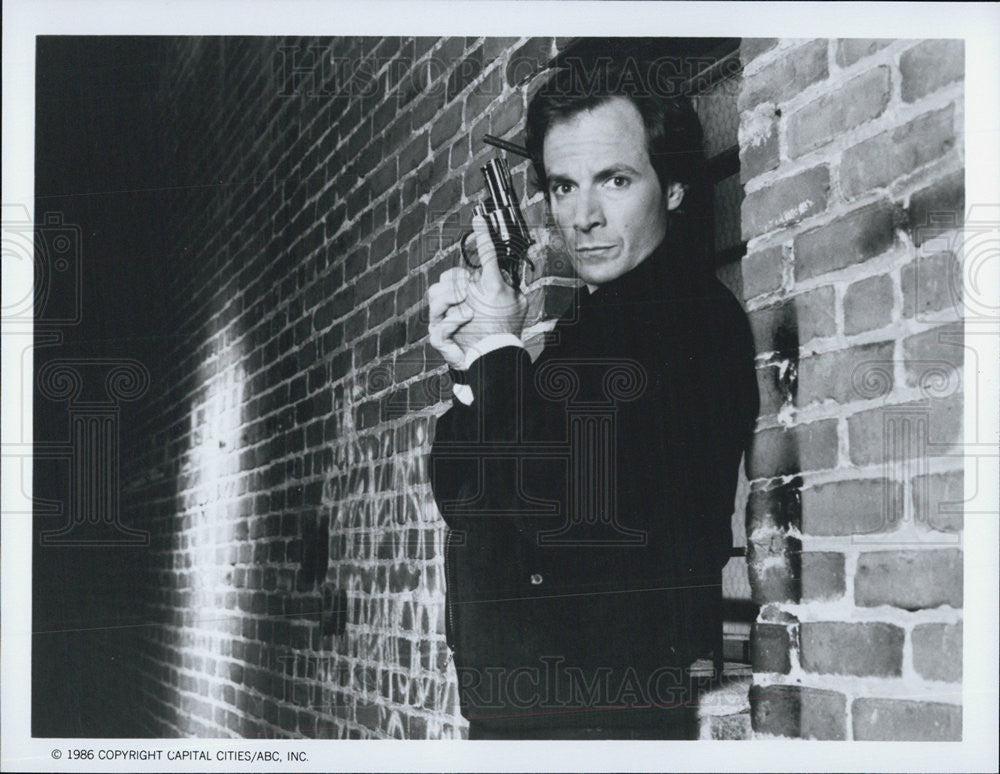 1986 Press Photo Robert Desiderio Actor Heart Of City Television Drama Series - Historic Images