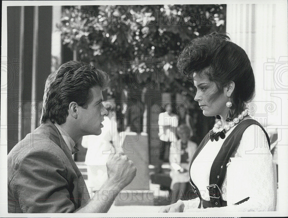 1985 Press Photo Actor Lorenzo Lamas, and Appolonia Kotero - Historic Images