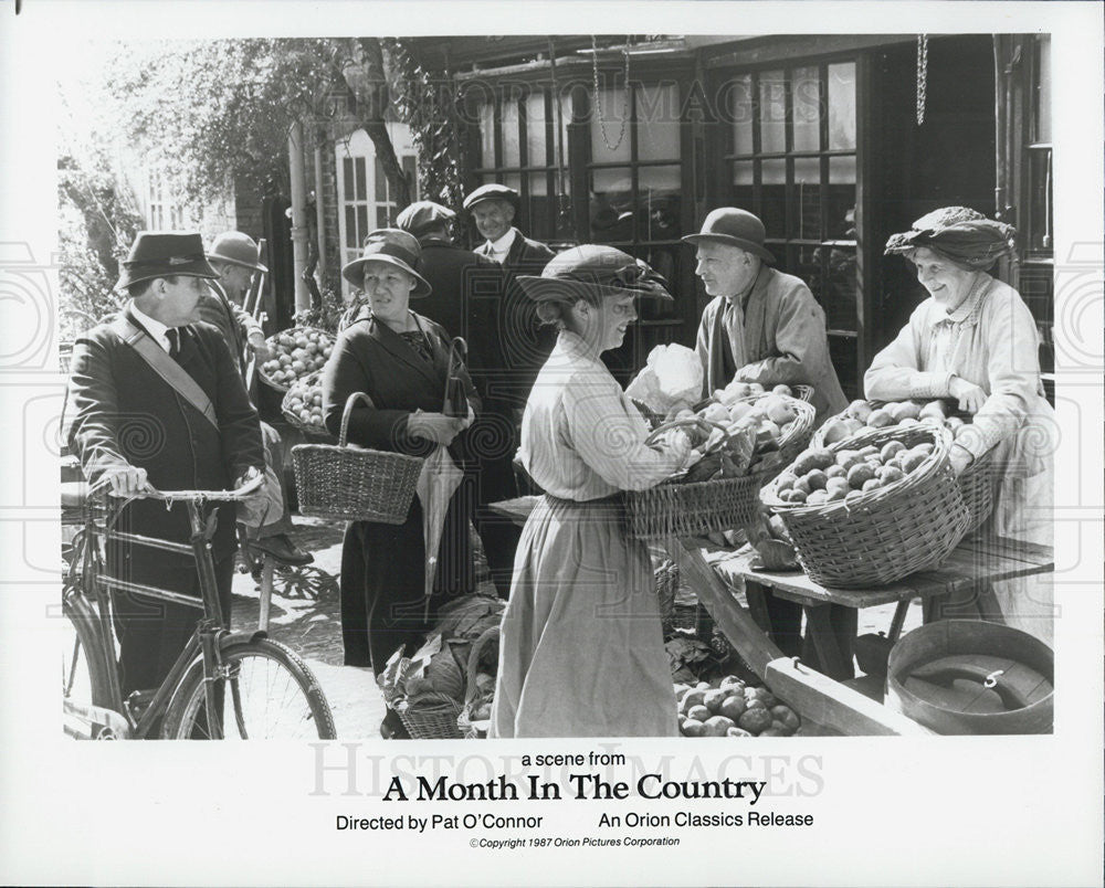 1987 Press Photo Market Scene from &quot;A Month in the Country&quot; - Historic Images