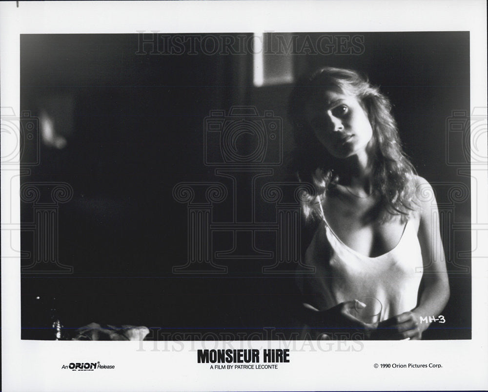 1990 Press Photo Sandrine Bonnaire Actress Drama Film Monsieur Hire Movie - Historic Images