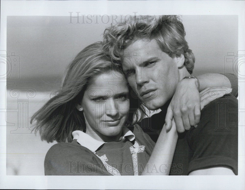 1983 Press Photo Holly Roberts &amp; Craig Sheffer In &quot;The Hamptons&quot; - Historic Images